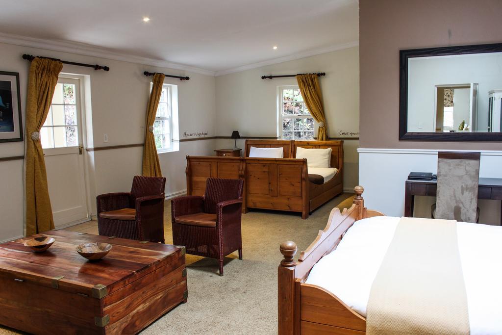 Somerset Villa Guesthouse サマーセット・ウェスト 部屋 写真