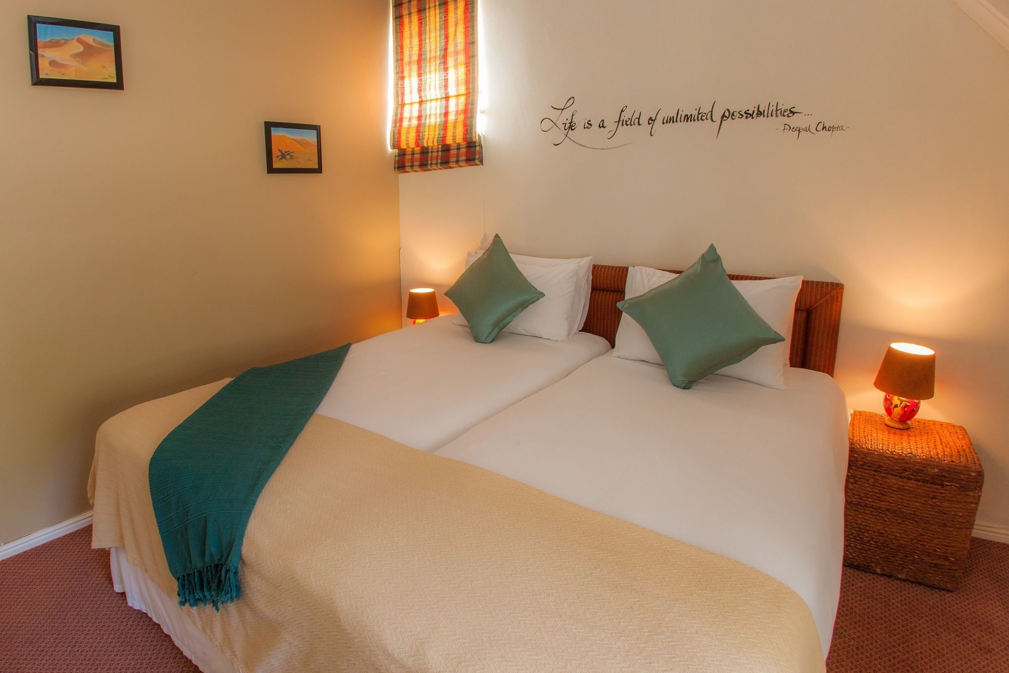 Somerset Villa Guesthouse サマーセット・ウェスト エクステリア 写真