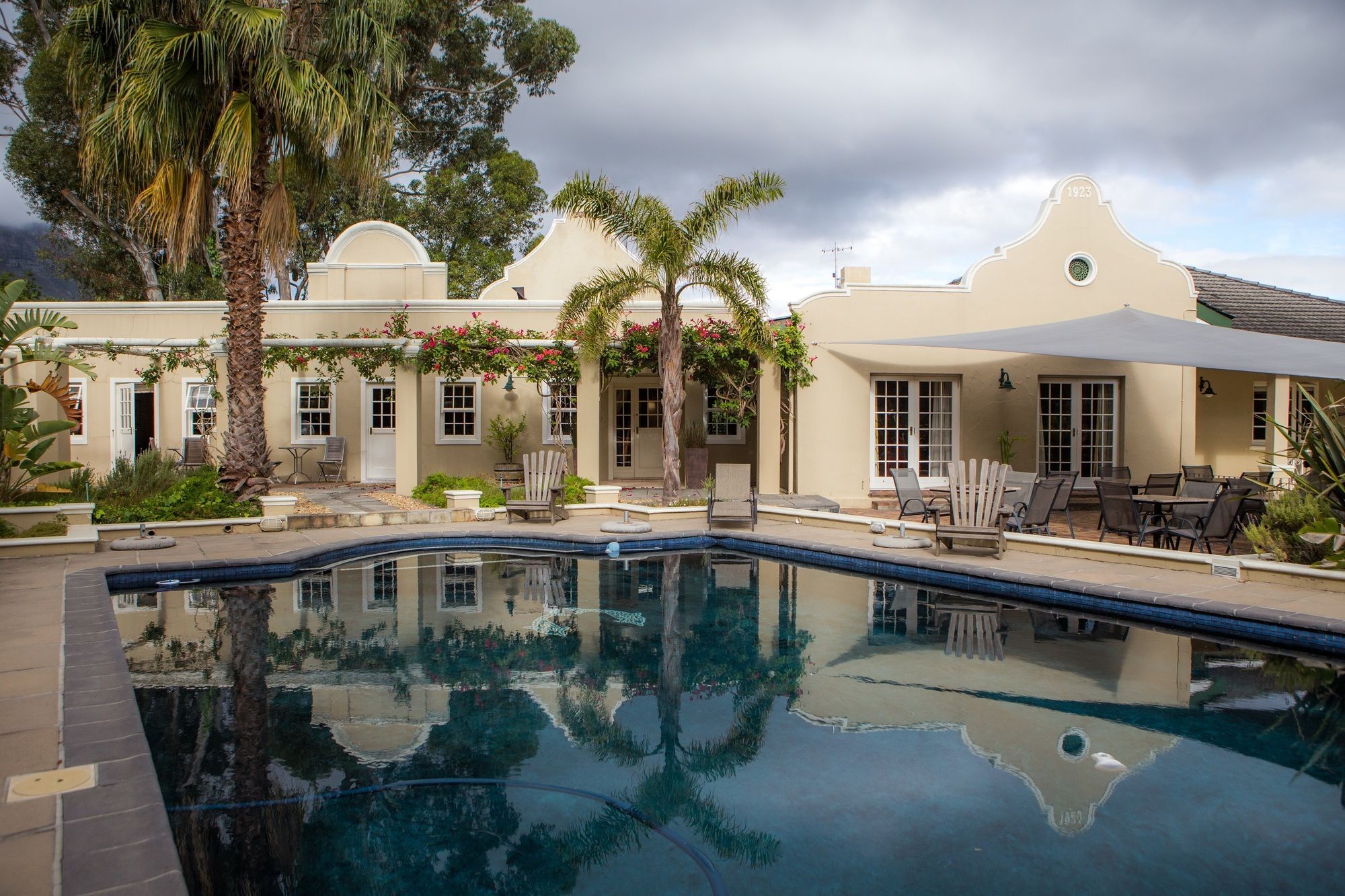 Somerset Villa Guesthouse サマーセット・ウェスト エクステリア 写真